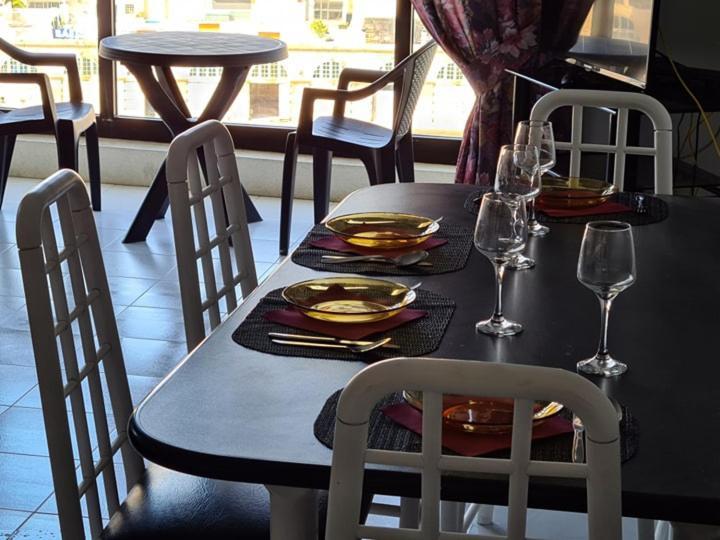 Spinola Bay Sea Front Apt 6 Saint Julian's Ngoại thất bức ảnh